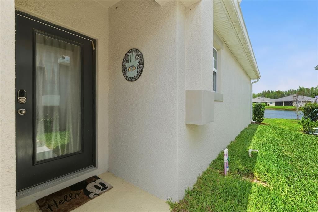 Activo con contrato: $299,900 (3 camas, 2 baños, 1532 Pies cuadrados)