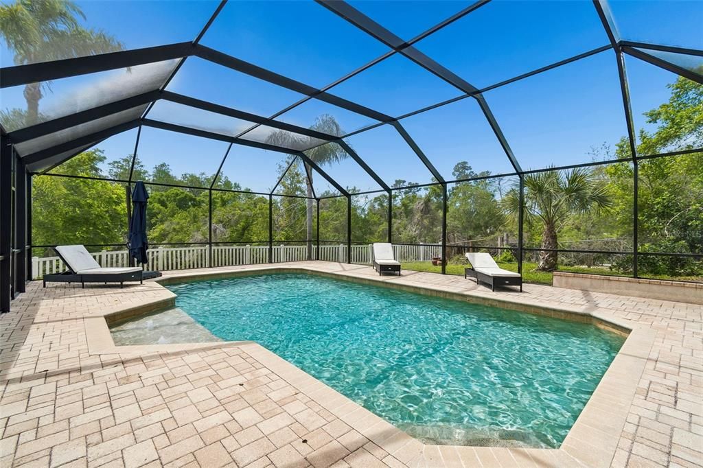 For Sale: $649,900 (5 beds, 4 baths, 2341 Square Feet)