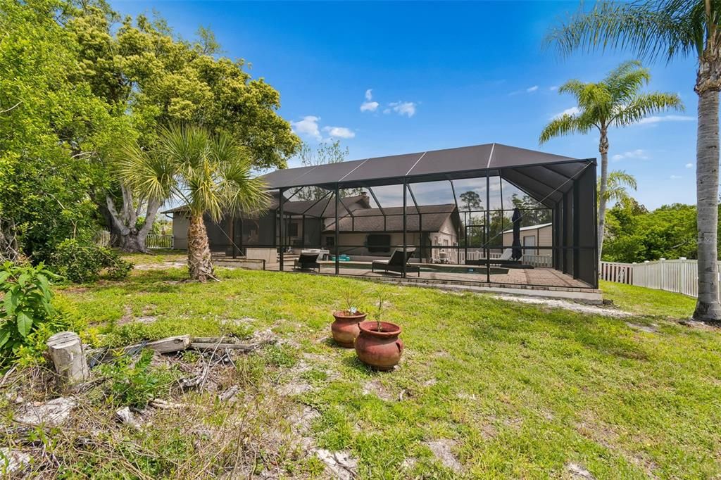 For Sale: $649,900 (5 beds, 4 baths, 2341 Square Feet)