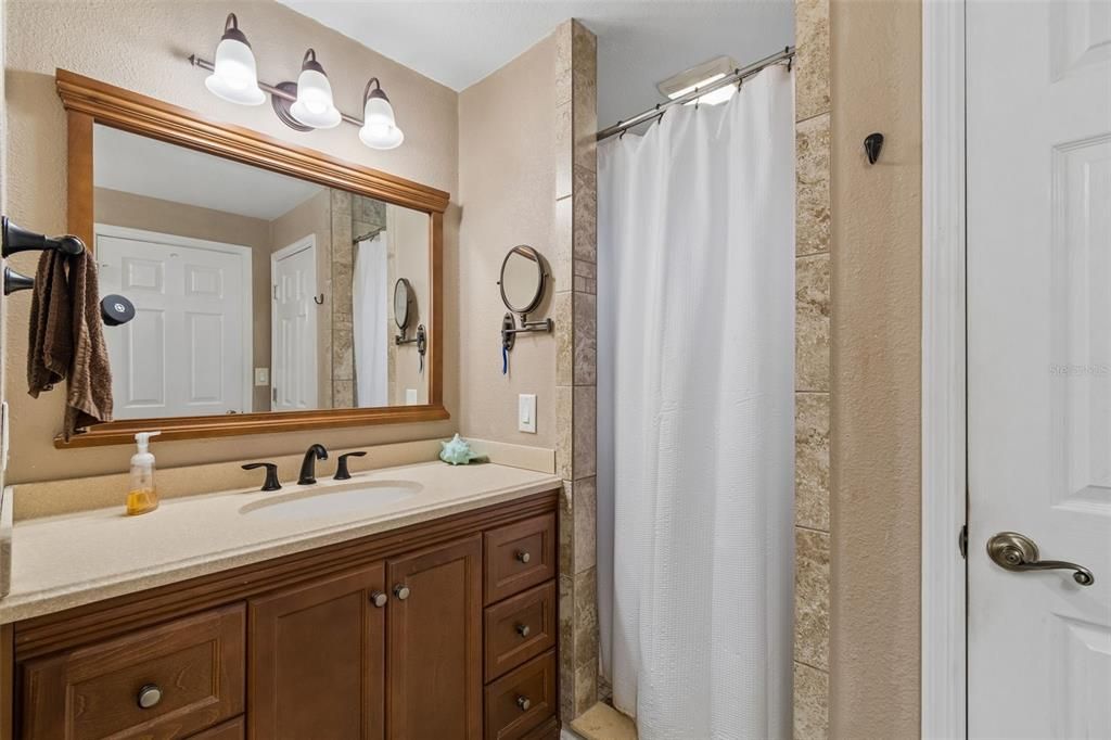 For Sale: $649,900 (5 beds, 4 baths, 2341 Square Feet)