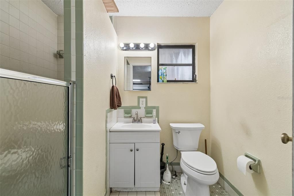 For Sale: $649,900 (5 beds, 4 baths, 2341 Square Feet)