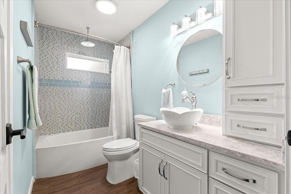 For Sale: $584,900 (4 beds, 3 baths, 2217 Square Feet)