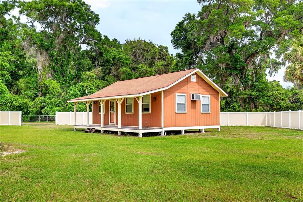 For Sale: $584,900 (4 beds, 3 baths, 2217 Square Feet)
