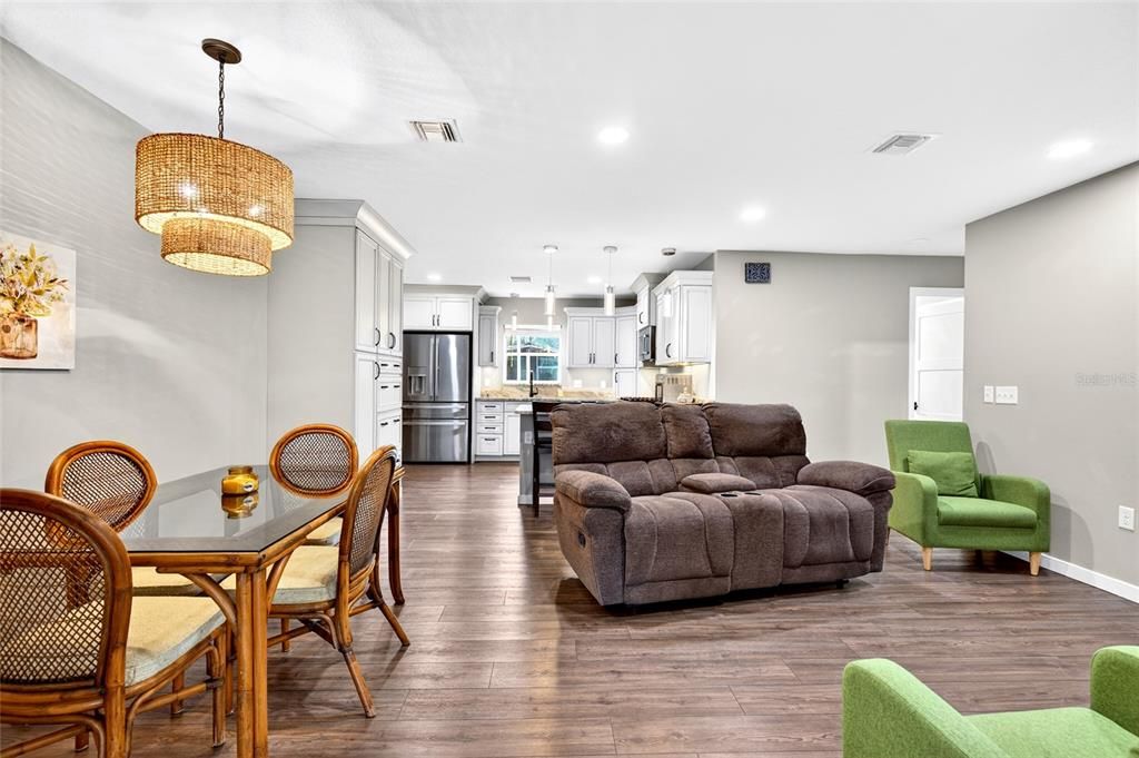 For Sale: $584,900 (4 beds, 3 baths, 2217 Square Feet)
