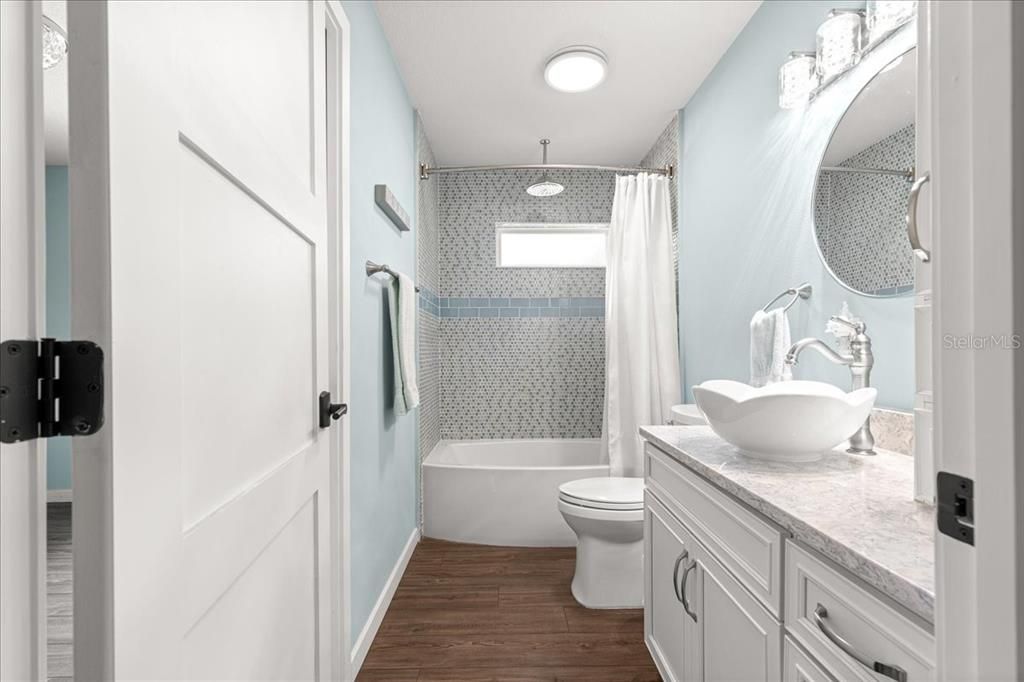 For Sale: $584,900 (4 beds, 3 baths, 2217 Square Feet)
