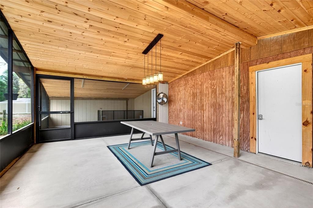 For Sale: $584,900 (4 beds, 3 baths, 2217 Square Feet)