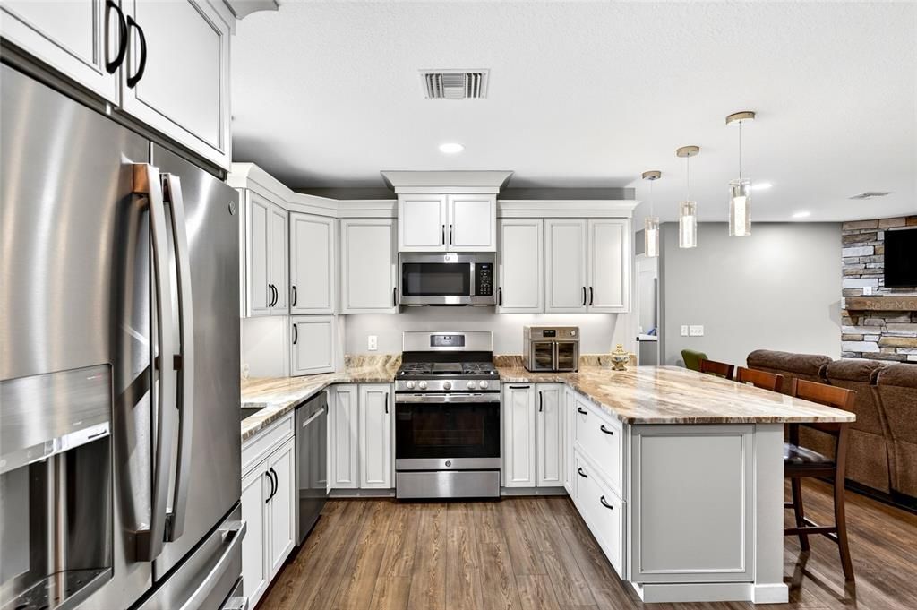 For Sale: $584,900 (4 beds, 3 baths, 2217 Square Feet)