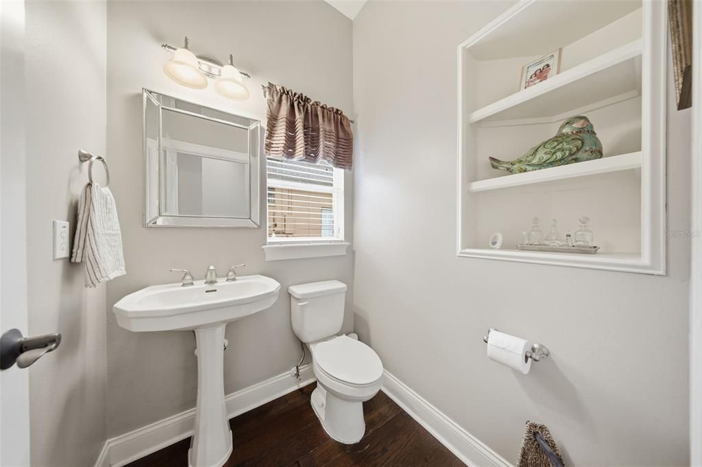 Active With Contract: $1,250,000 (5 beds, 4 baths, 3850 Square Feet)