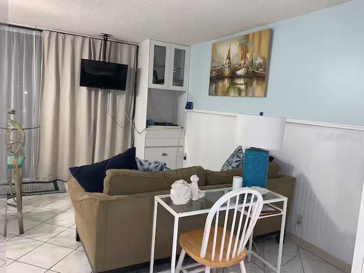 En Venta: $449,000 (1 camas, 1 baños, 405 Pies cuadrados)