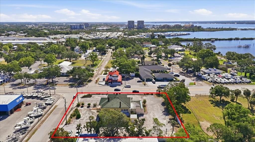 For Sale: $1,300,000 (0.76 acres)