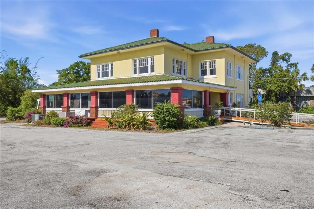 For Sale: $1,300,000 (0 beds, 0 baths, 6018 Square Feet)