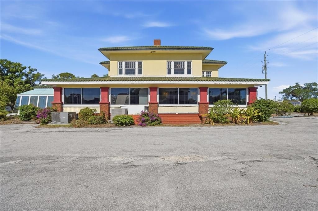 For Sale: $1,300,000 (0 beds, 0 baths, 6018 Square Feet)