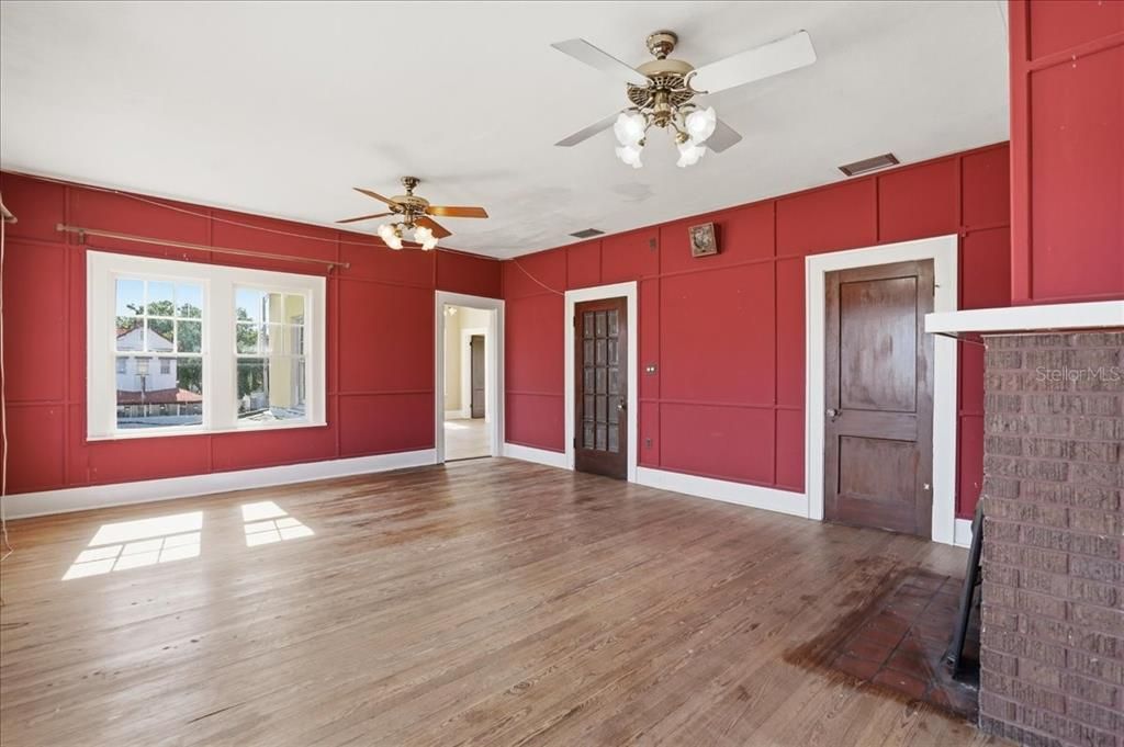 For Sale: $1,300,000 (0 beds, 0 baths, 6018 Square Feet)