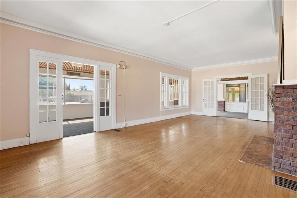 For Sale: $1,300,000 (0 beds, 0 baths, 6018 Square Feet)