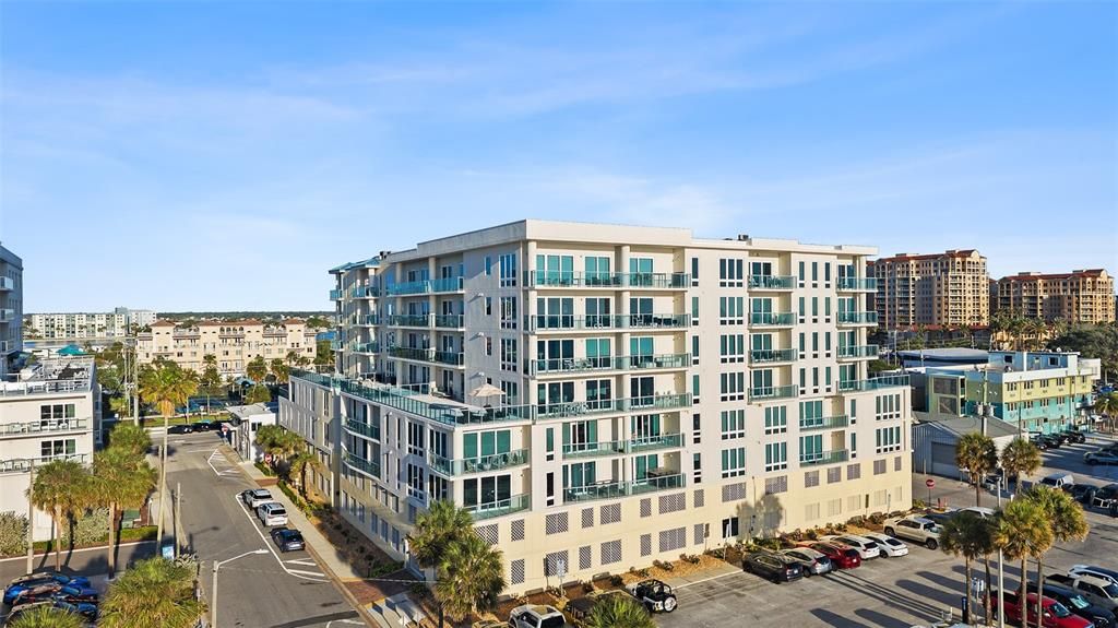 For Sale: $2,950,000 (3 beds, 3 baths, 2170 Square Feet)