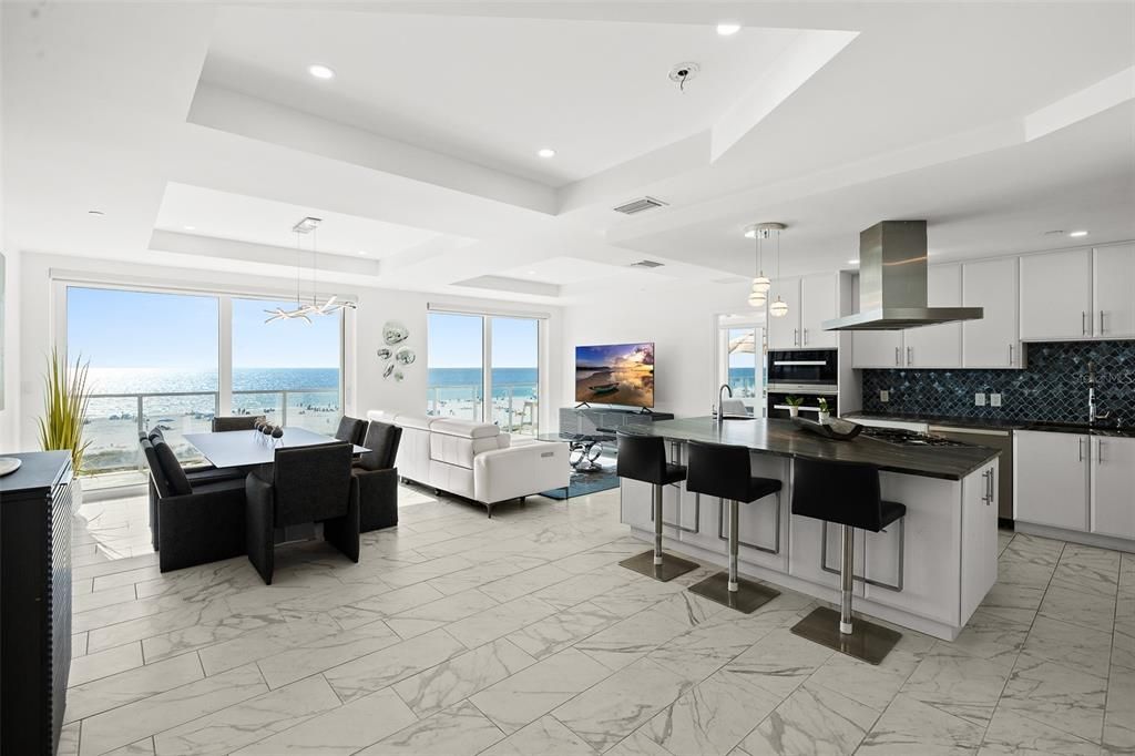 For Sale: $2,950,000 (3 beds, 3 baths, 2170 Square Feet)