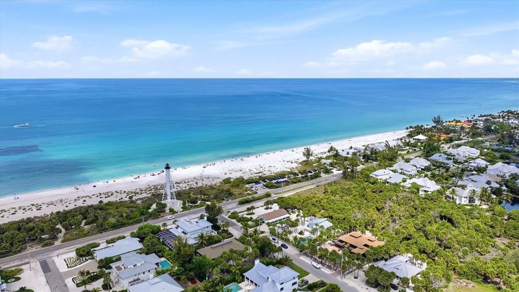 For Sale: $3,450,000 (4 beds, 2 baths, 1508 Square Feet)