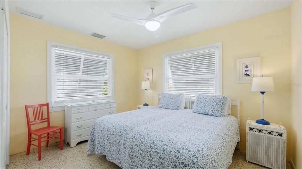 For Sale: $3,450,000 (4 beds, 2 baths, 1508 Square Feet)