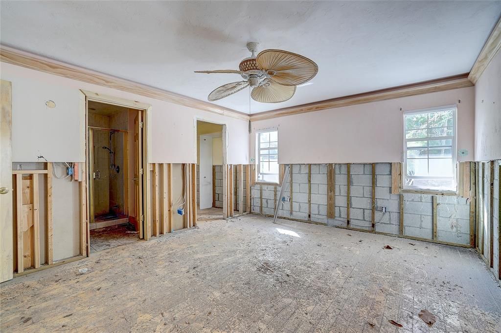 For Sale: $1,000,000 (0.30 acres)