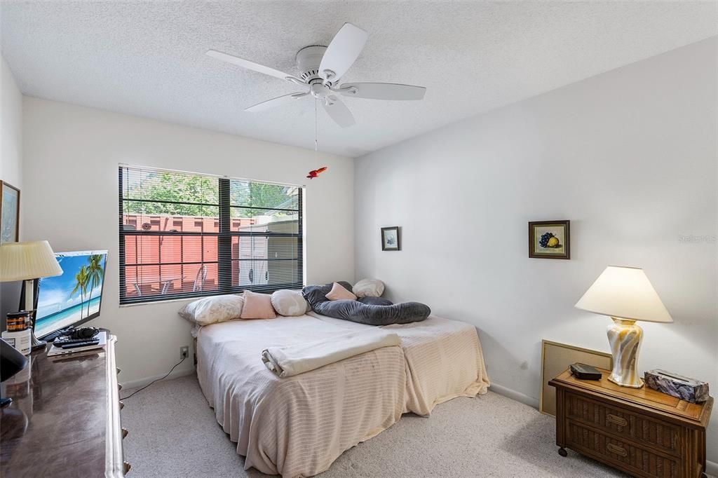 En Venta: $180,000 (2 camas, 2 baños, 1139 Pies cuadrados)