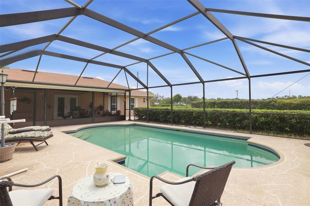 For Sale: $574,900 (3 beds, 2 baths, 1517 Square Feet)