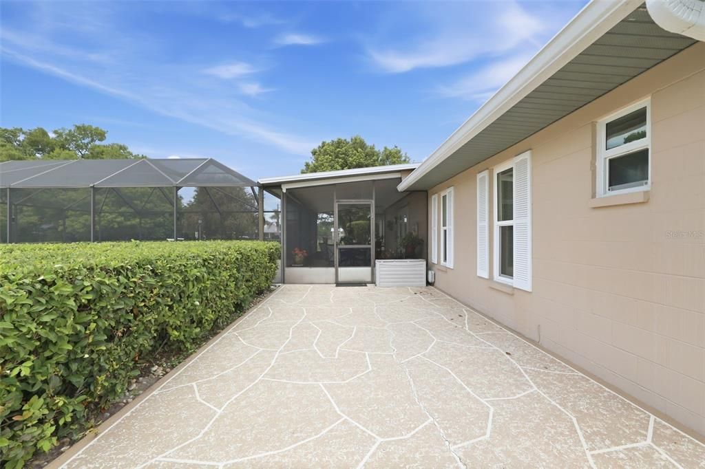 For Sale: $574,900 (3 beds, 2 baths, 1517 Square Feet)