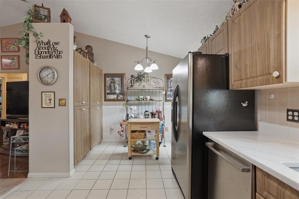 For Sale: $574,900 (3 beds, 2 baths, 1517 Square Feet)