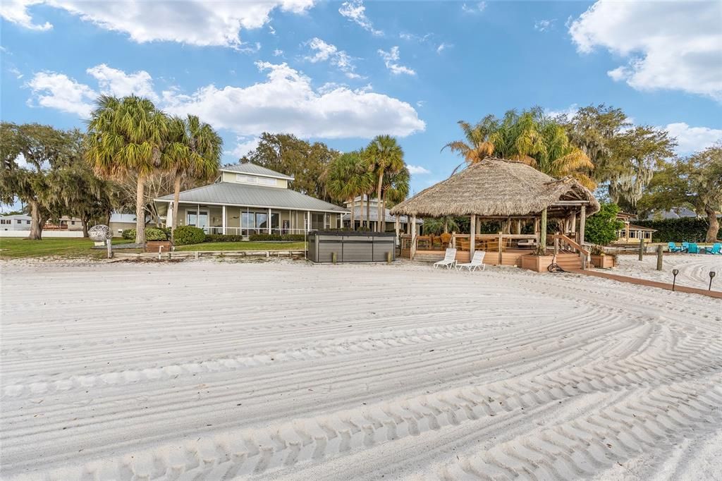 For Sale: $1,650,000 (5 beds, 3 baths, 4776 Square Feet)