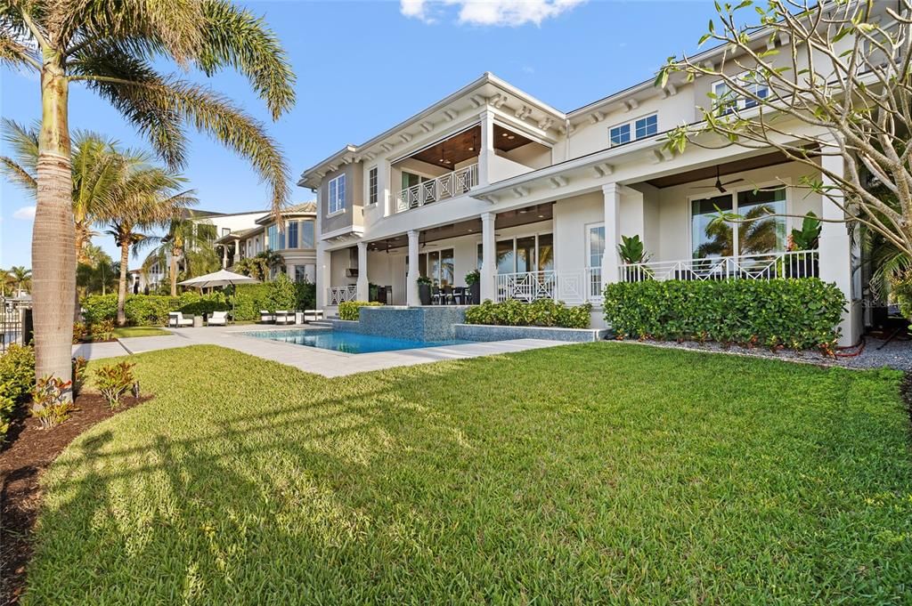 Activo con contrato: $7,500,000 (6 camas, 6 baños, 6600 Pies cuadrados)