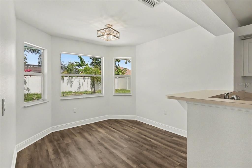 En Venta: $314,950 (3 camas, 2 baños, 1580 Pies cuadrados)