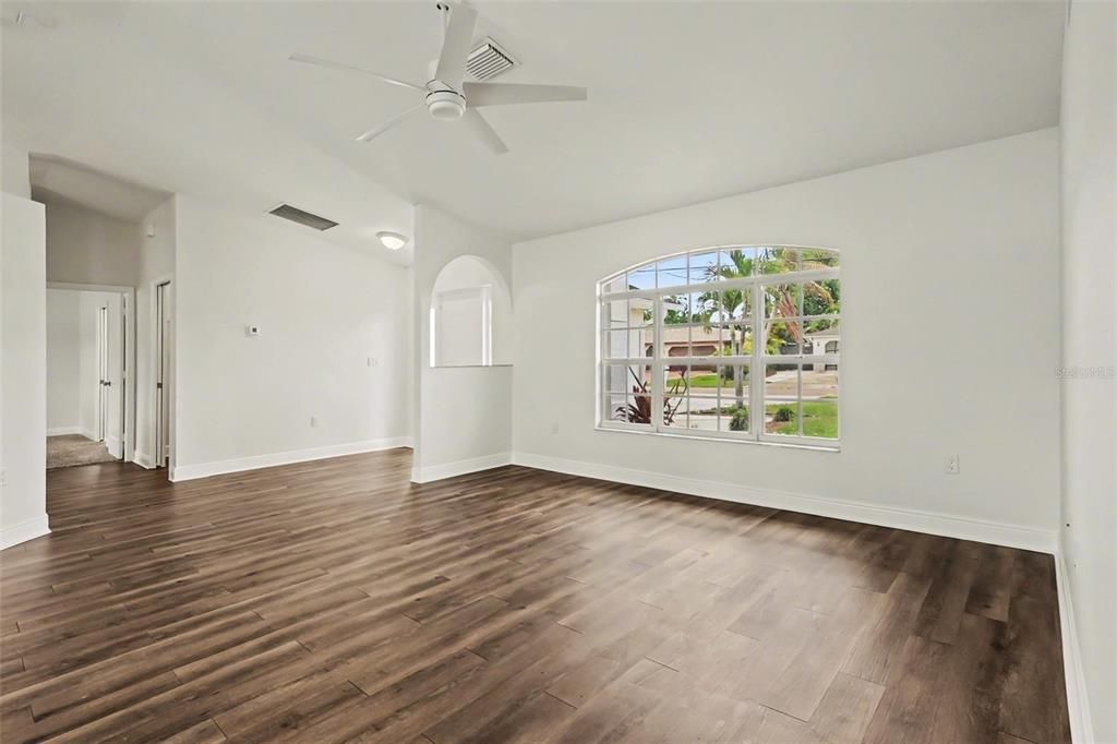 En Venta: $314,950 (3 camas, 2 baños, 1580 Pies cuadrados)