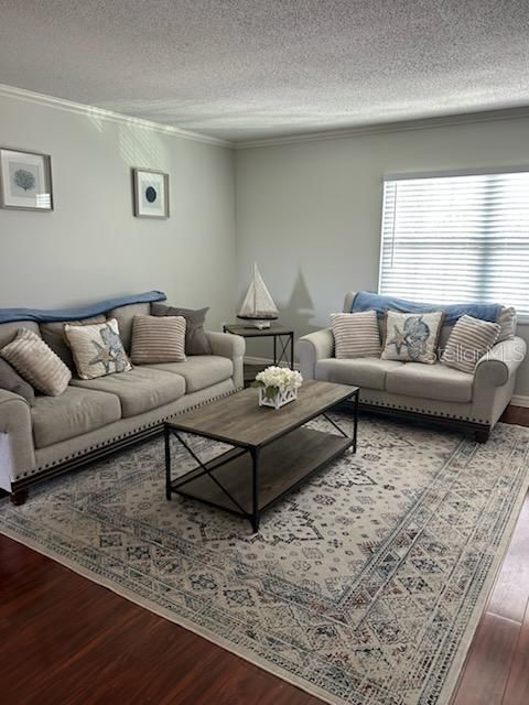 For Sale: $250,000 (2 beds, 2 baths, 1200 Square Feet)