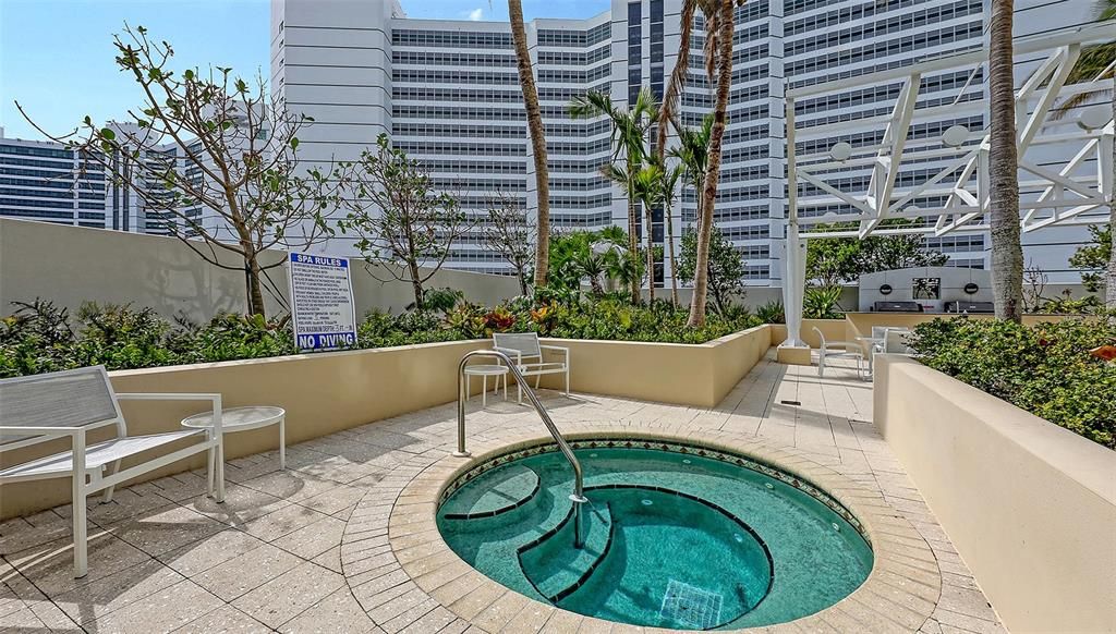 For Sale: $2,750,000 (2 beds, 3 baths, 3135 Square Feet)