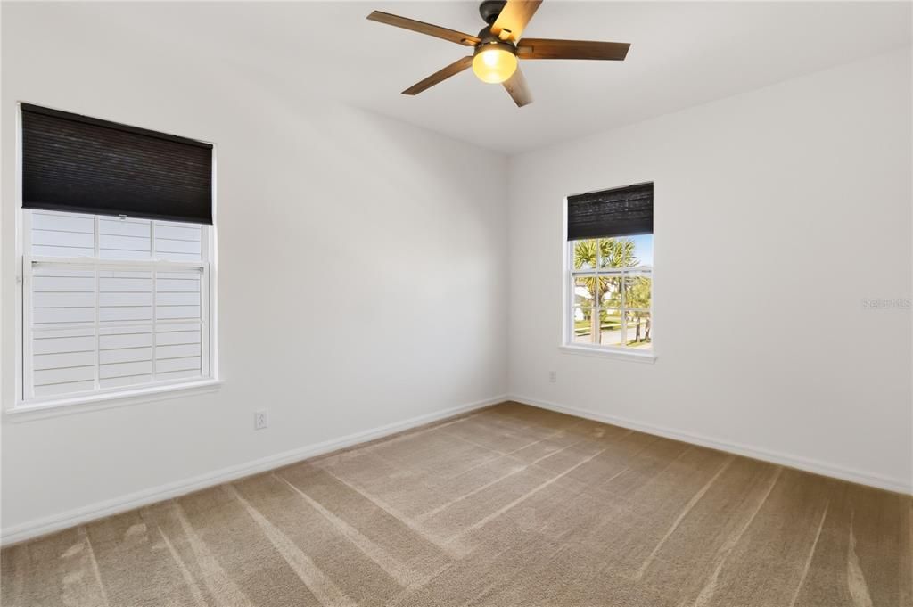 Activo con contrato: $795,000 (4 camas, 3 baños, 3092 Pies cuadrados)