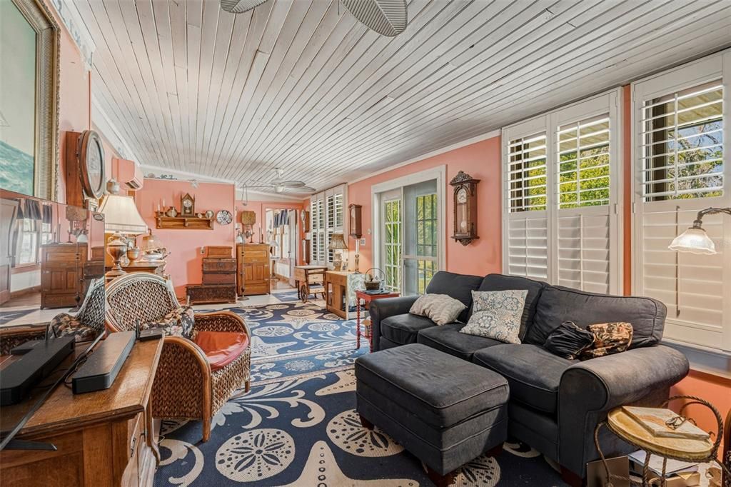 For Sale: $440,000 (3 beds, 2 baths, 2491 Square Feet)
