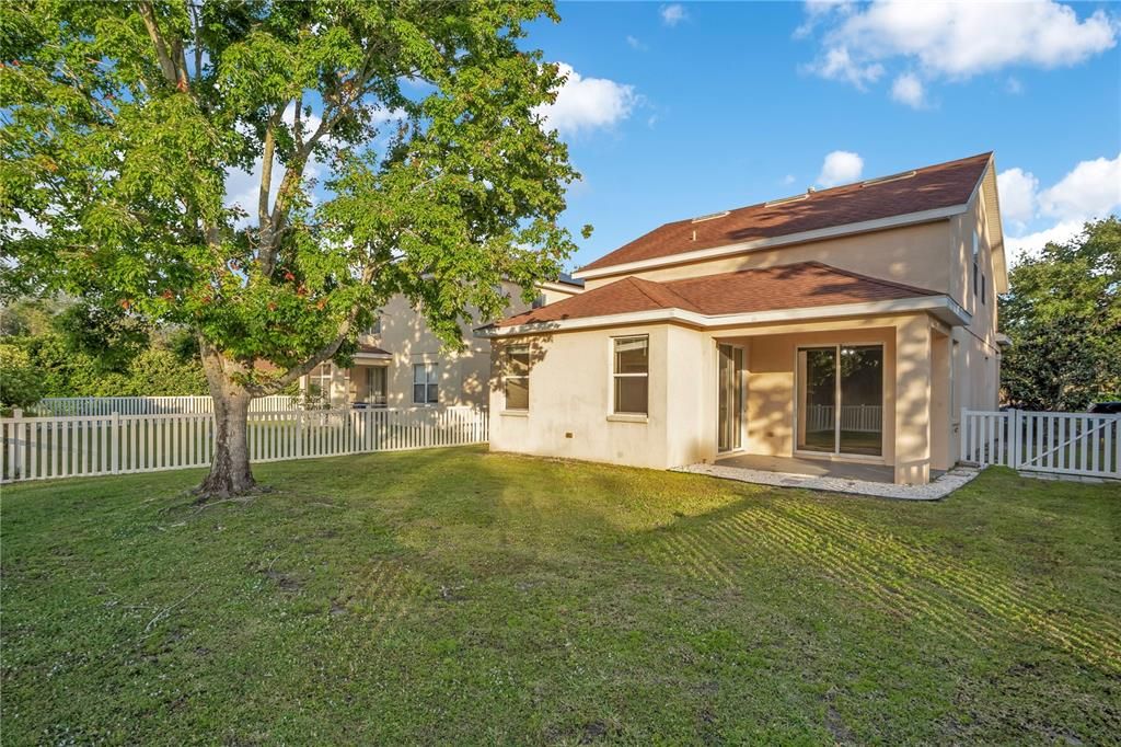 En Venta: $384,900 (4 camas, 2 baños, 1913 Pies cuadrados)