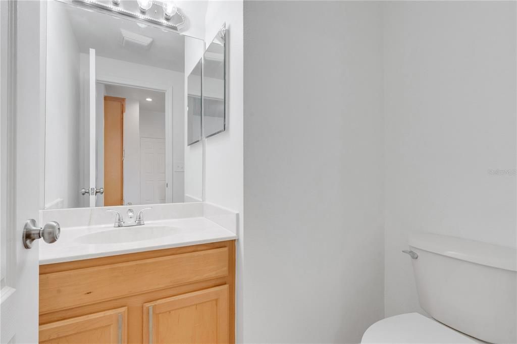 En Venta: $384,900 (4 camas, 2 baños, 1913 Pies cuadrados)