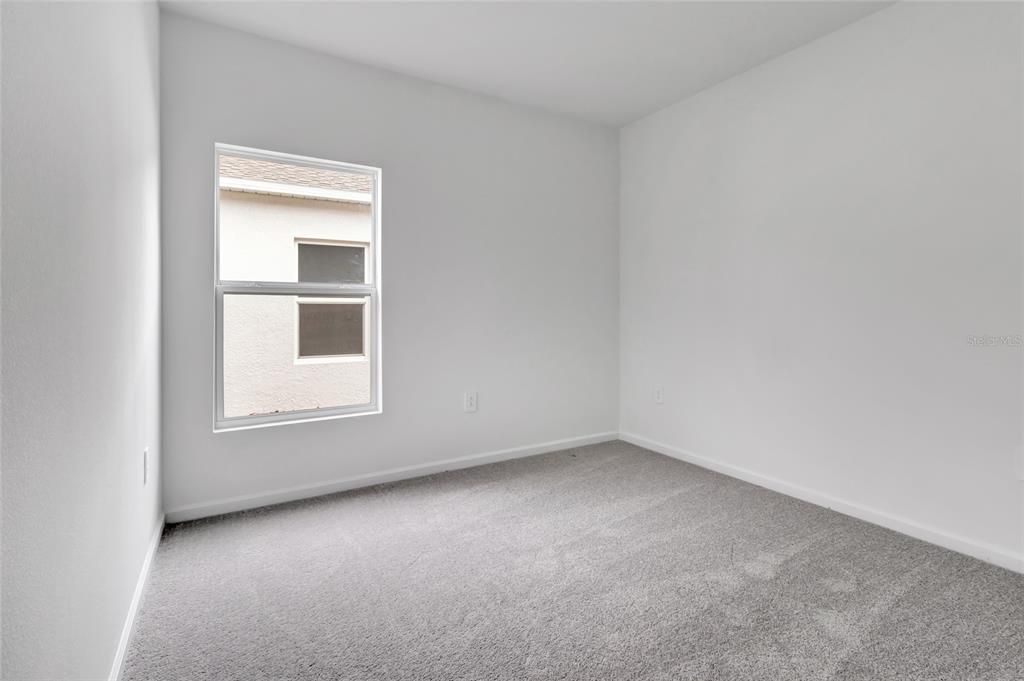 For Rent: $2,500 (4 beds, 2 baths, 1708 Square Feet)