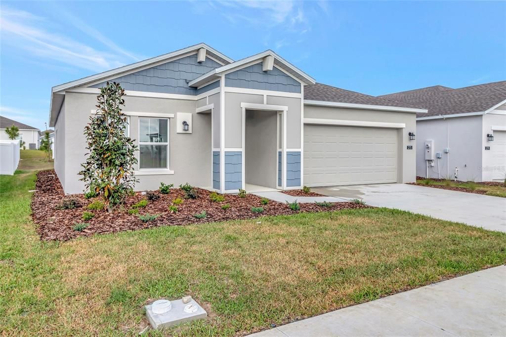 For Rent: $2,500 (4 beds, 2 baths, 1708 Square Feet)