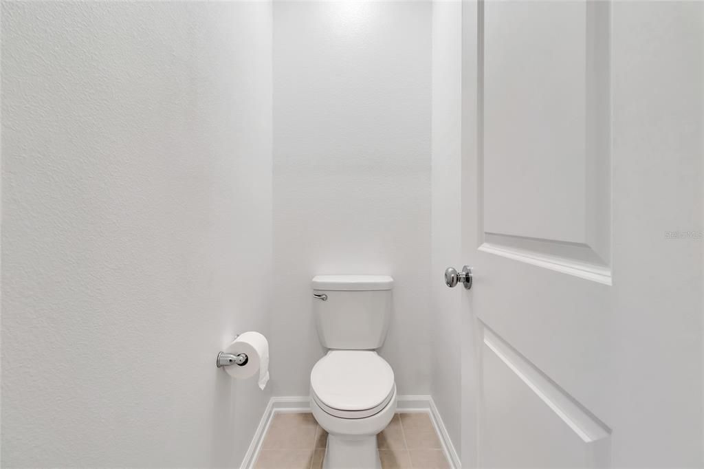 For Rent: $2,500 (4 beds, 2 baths, 1708 Square Feet)