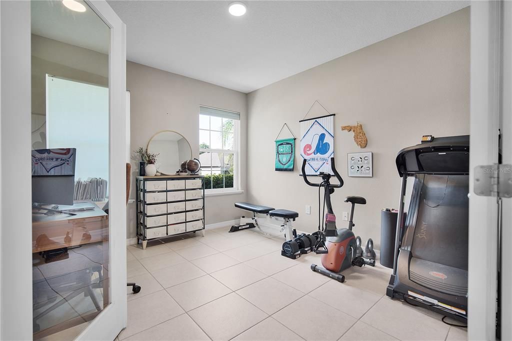 En Venta: $367,999 (3 camas, 2 baños, 1600 Pies cuadrados)