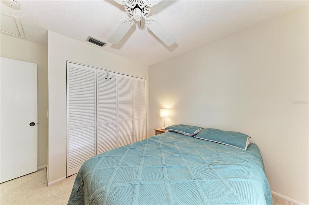 For Sale: $1,600,000 (2 beds, 2 baths, 1200 Square Feet)