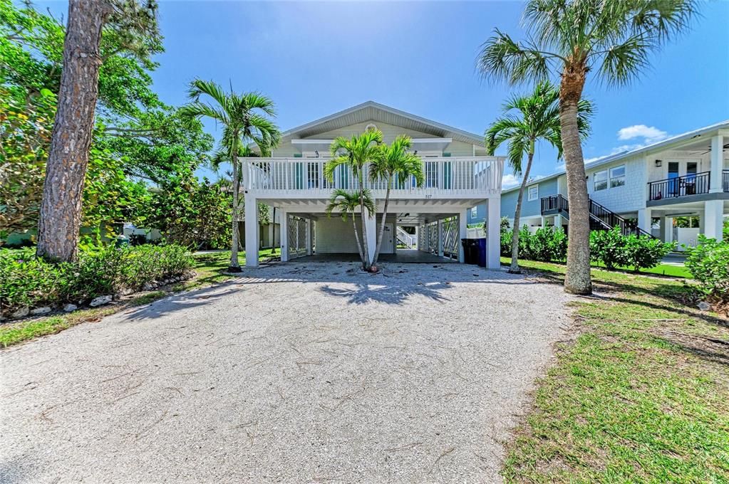 For Sale: $1,600,000 (2 beds, 2 baths, 1200 Square Feet)