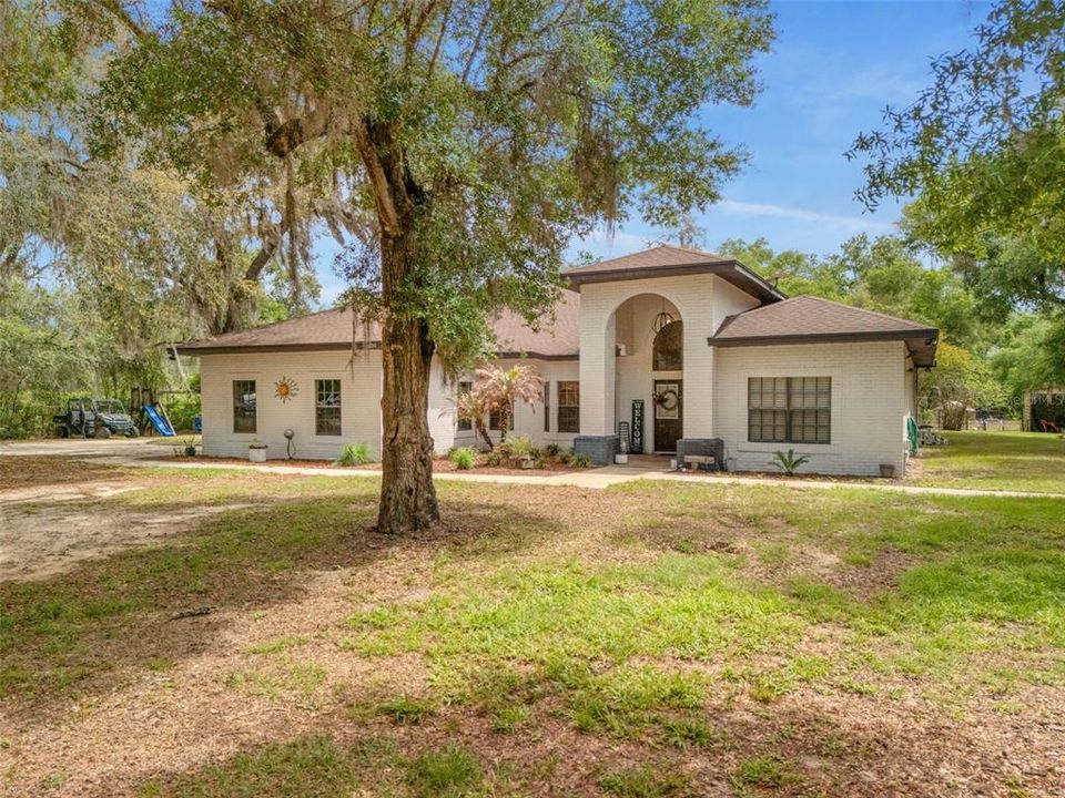 En Venta: $849,900 (4 camas, 3 baños, 2903 Pies cuadrados)