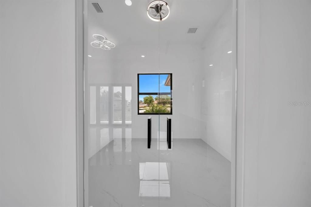 For Sale: $364,900 (3 beds, 2 baths, 1650 Square Feet)