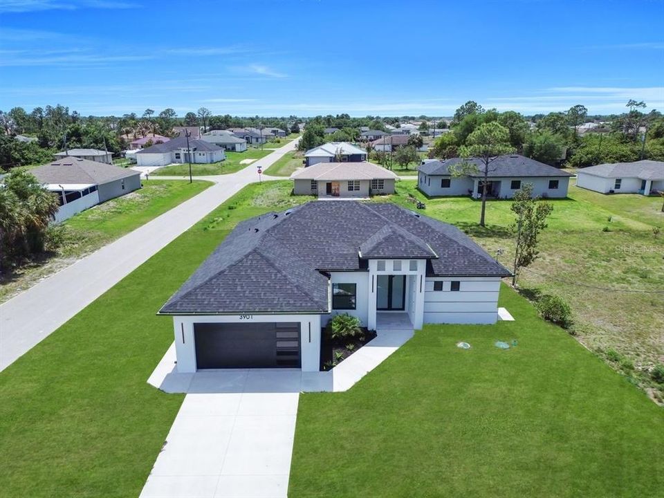 For Sale: $364,900 (3 beds, 2 baths, 1650 Square Feet)