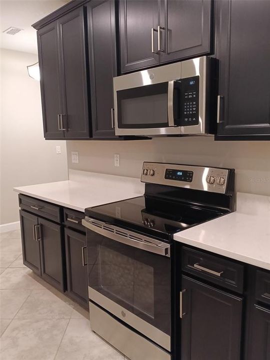 En Venta: $284,990 (2 camas, 2 baños, 1747 Pies cuadrados)