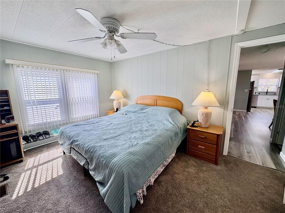 For Sale: $154,900 (2 beds, 2 baths, 960 Square Feet)