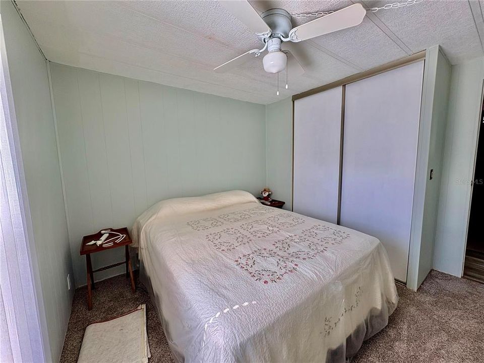 For Sale: $154,900 (2 beds, 2 baths, 960 Square Feet)