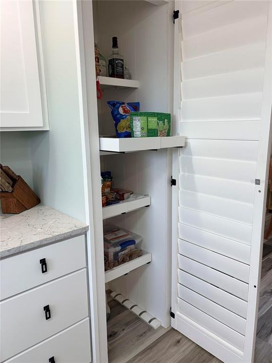 For Sale: $154,900 (2 beds, 2 baths, 960 Square Feet)